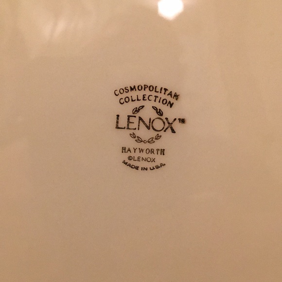 Lenox Hayworth pattern dinner plate. No longer available